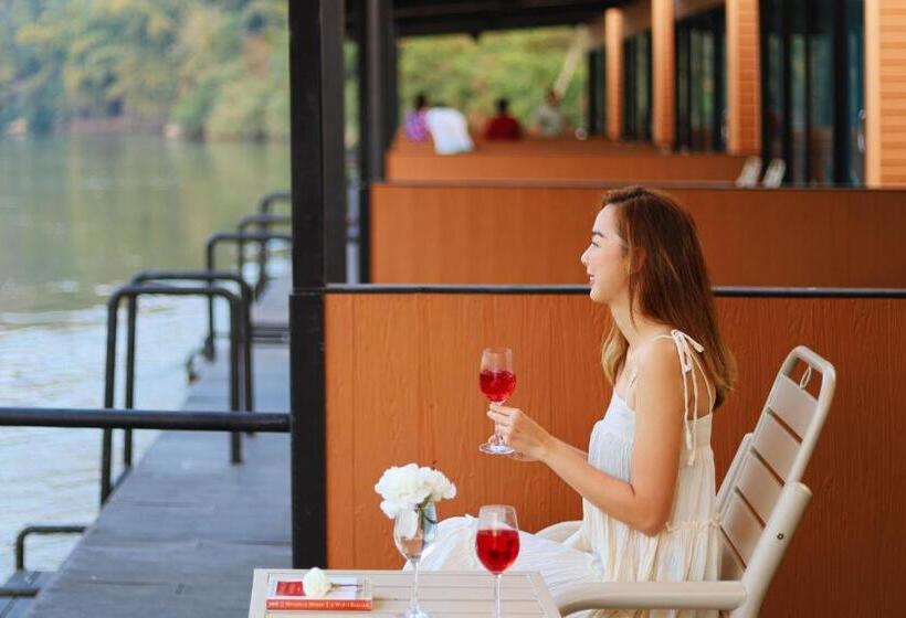 标准间带阳台, Suan Sai Yok Resort