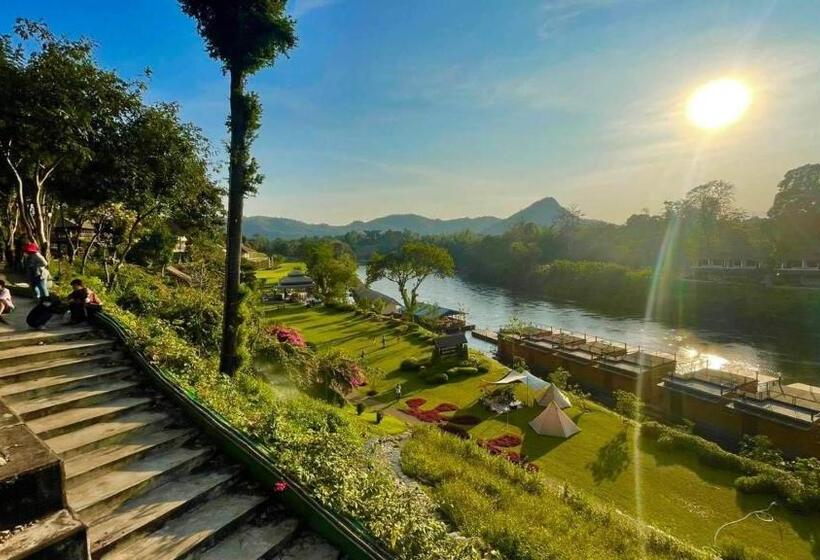 Номер Стандарт с Балконом, Suan Sai Yok Resort