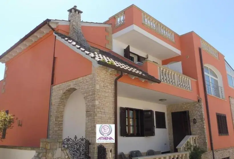 Studio Standard z Balkonem, Athena B&b Castro