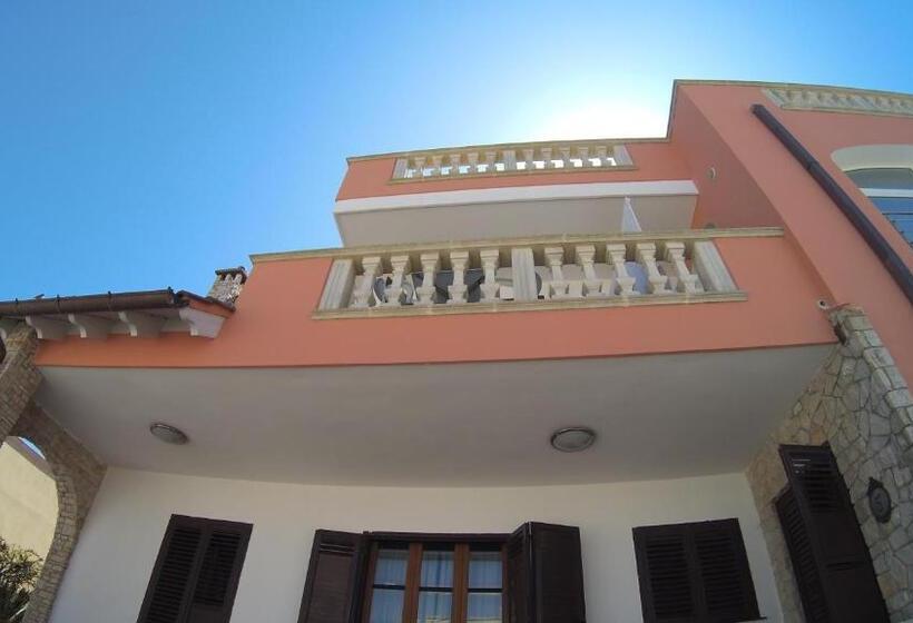 스탠다드 발코니 스튜디오, Athena B&b Castro