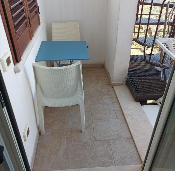 디럭스 스튜디오, Athena B&b Castro