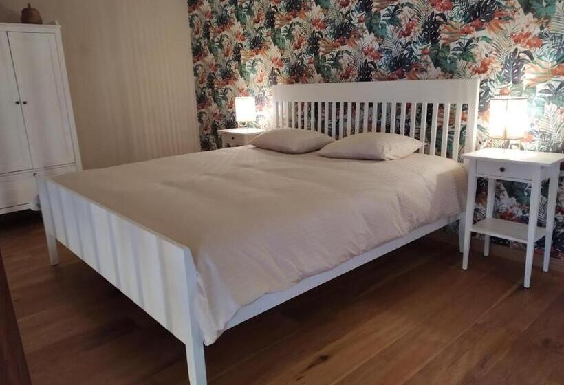 غرفة سوبيريور سرير كينج, A La Grange D En Haut