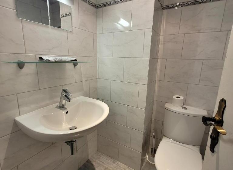 スタンダード４人部屋, Du Lac Des Corbeaux