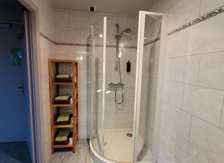 マウンテンビューファミリールーム, Du Lac Des Corbeaux