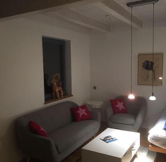 1 Bedroom Penthouse Apartment, Gästehaus/fewos/boardinghaus Lüneburg Süd