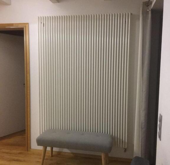 带1个卧室的顶楼公寓, Gästehaus/fewos/boardinghaus Lüneburg Süd