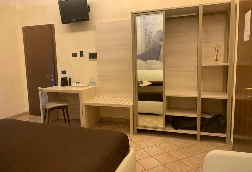 Номер Стандарт с Балконом, Pernice 77