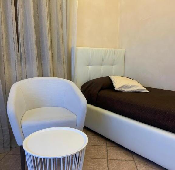 חדר סטנדרט עם מיטת קינג, Pernice 77