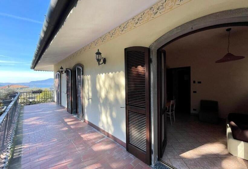 חדר סטנדרט עם מרפסת, Pernice 77