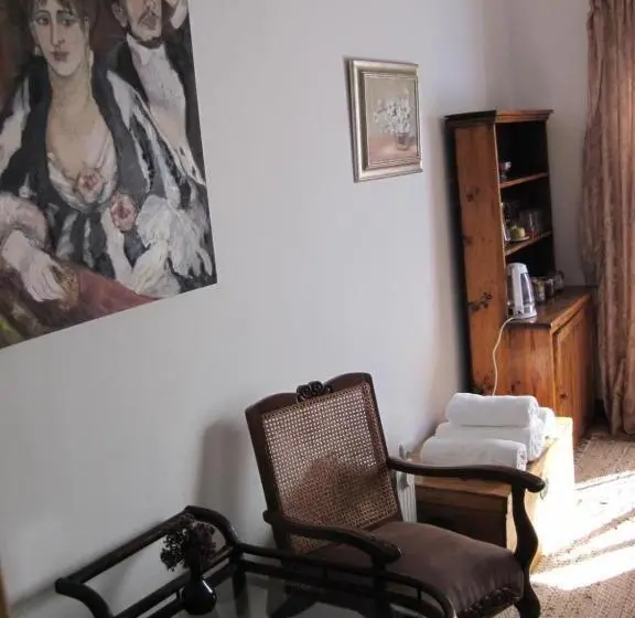 اتاق خانوادگی, Home @ Harry S