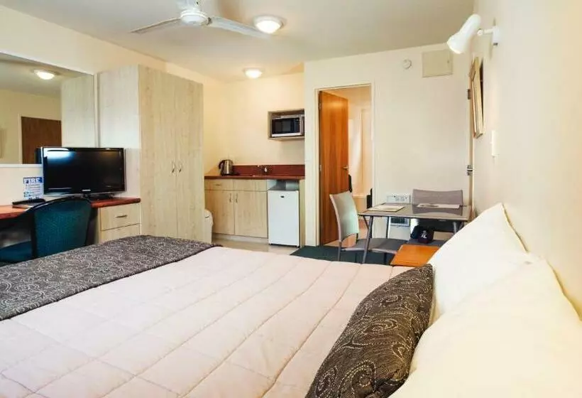 スタンダードスタジオ, Bella Vista Motel Palmerston North