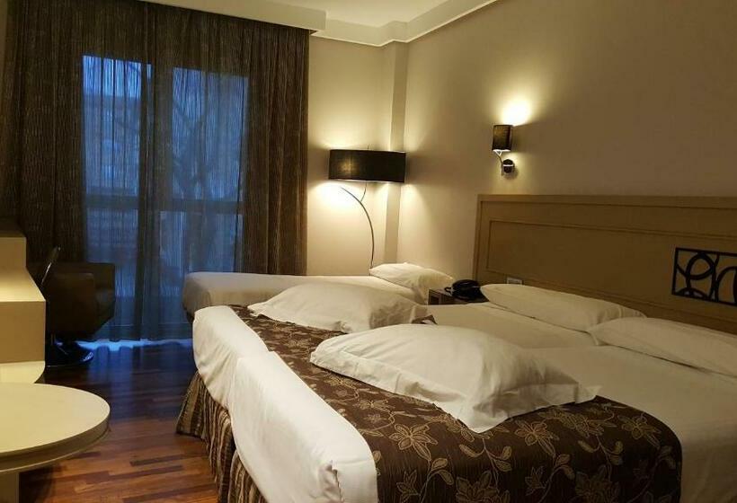 غرفة قياسية ثلاثية, Cumbria Spa Hotel 3 Sup