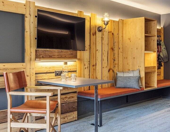 スタンダードシングルルーム, Basecamp