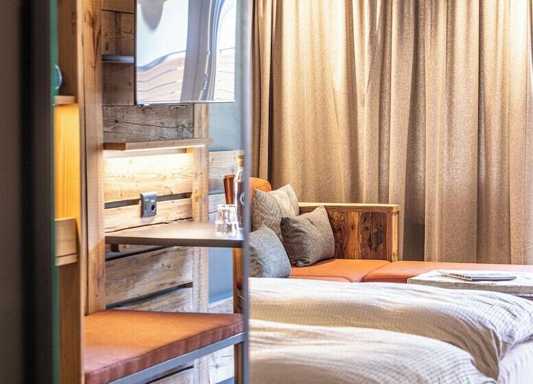 Quarto Superior, Basecamp