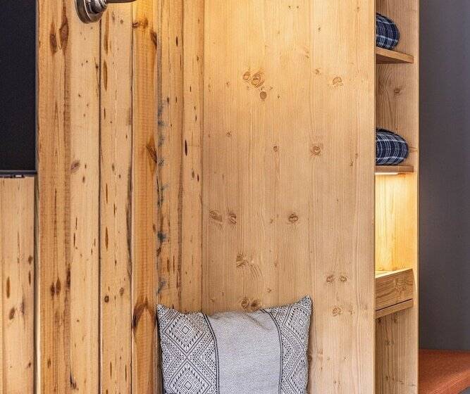 スタンダードルーム, Basecamp