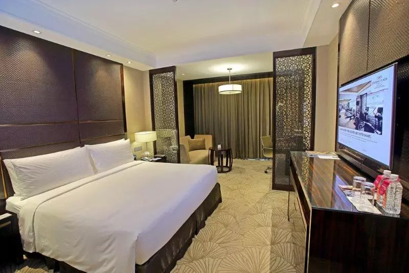 キングサイズベッドのスタンダードルーム, Crowne Plaza New Delhi Mayur Vihar Noida, An Ihg