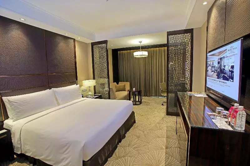 キングサイズベッドのスタンダードルーム, Crowne Plaza New Delhi Mayur Vihar Noida, An Ihg