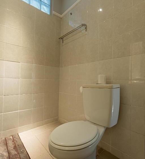 带泳池观景的豪华房, Fourteen Roses Beach