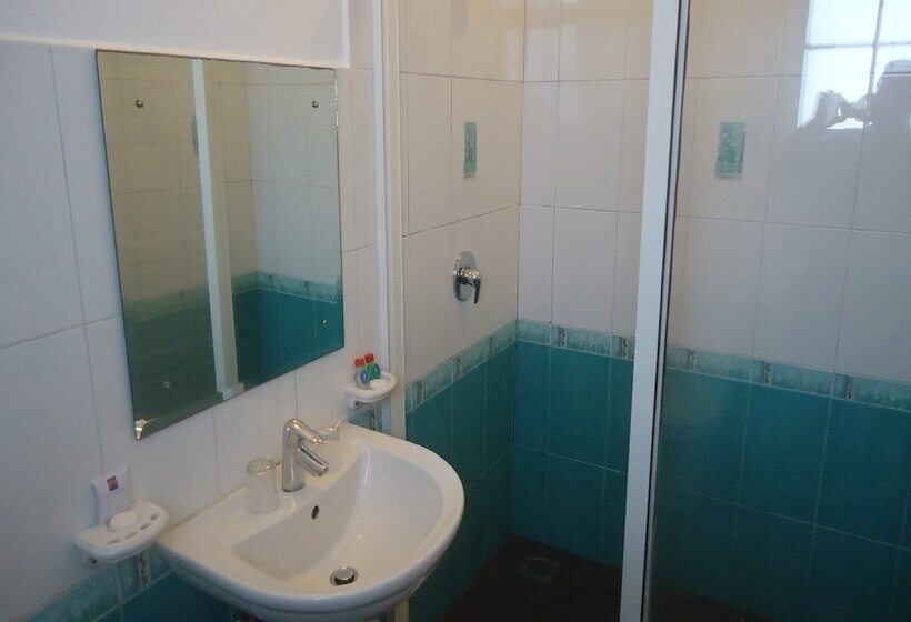 스탠다드 룸 바다 전망, Global Towers Hotel & Apartments