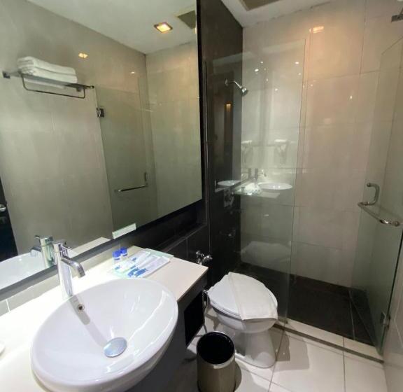 Люкс 3 Спальни, Golden Flower By Kagum Hotels