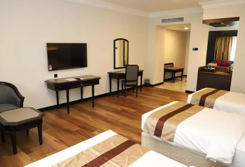 デラックストリプルルーム, Grand Darul Makmur Hotel Kuantan