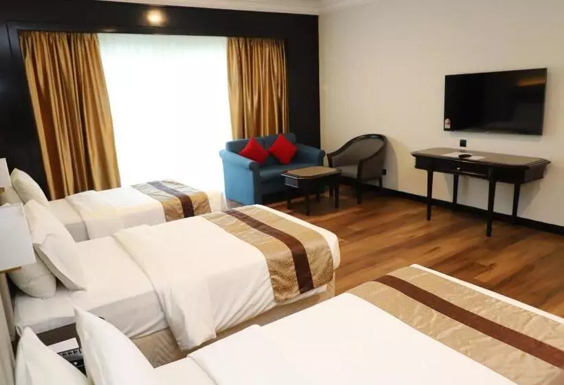 デラックストリプルルーム, Grand Darul Makmur Hotel Kuantan