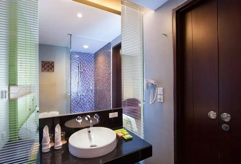 اتاق سوپریور با بالکن, Ibis Styles Bali Denpasar