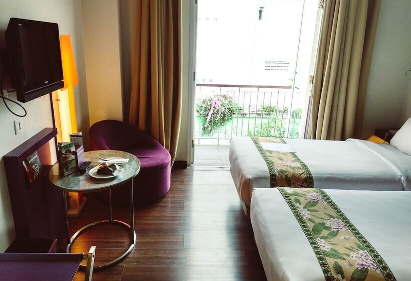 Номер Superior с Балконом, Ibis Styles Bali Denpasar