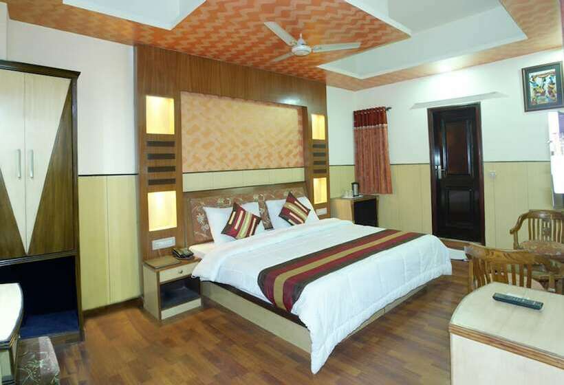 اتاق لوکس, Karat 87 Inn