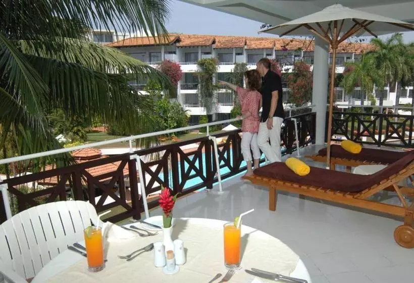 سوییت سوپریور, Lanka Princess All Inclusive