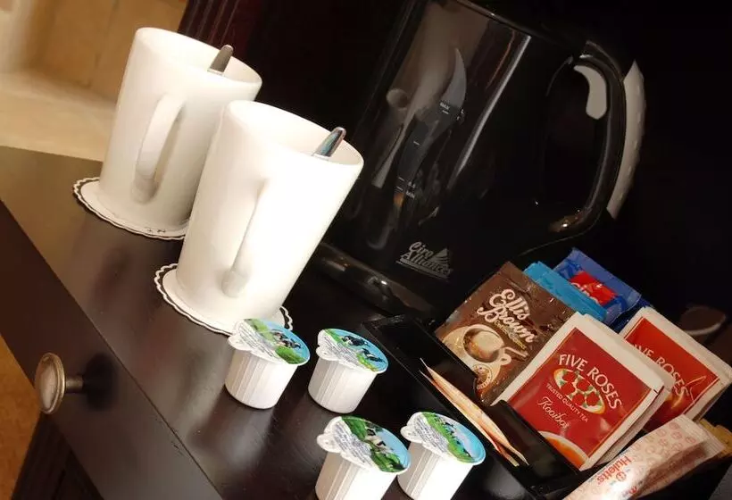 ダブルベッドスタンダードルーム, Premier Splendid Inn Pinetown