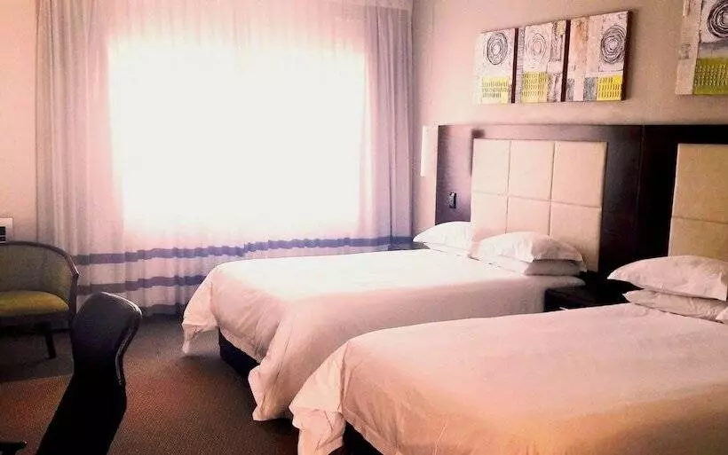 ファミリールーム, Premier Splendid Inn Pinetown
