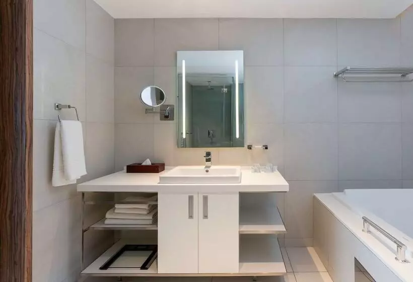آپارتمان 1 خوابه با بالکن و چشم‌انداز دریا, Radisson Blu Hotel & Residence, Maputo