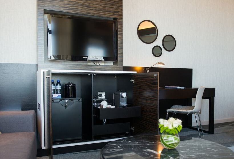 جناح جونيور مطلّ علي البحر, Radisson Blu Hotel & Residence, Maputo