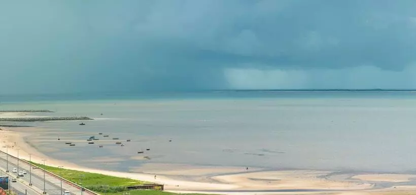 اتاق پرمیوم با چشم‌انداز دریا, Radisson Blu Hotel & Residence, Maputo