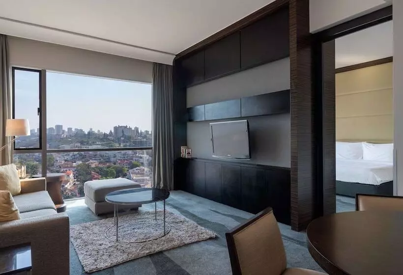 سوییت با چشم‌انداز دریا, Radisson Blu Hotel & Residence, Maputo