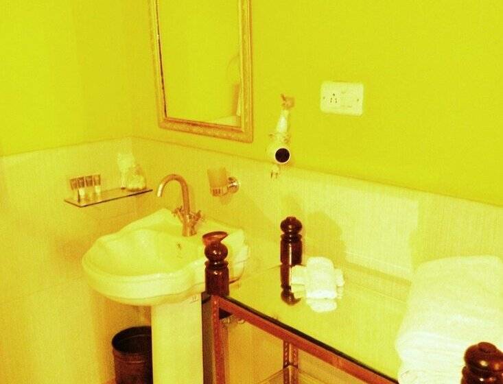 سوییت, Ranjit S Svaasa Amritsar