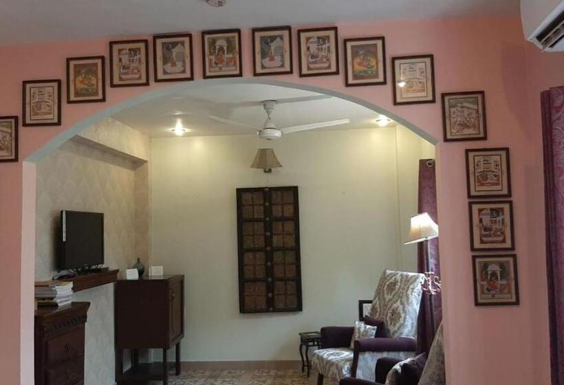 سوییت, Ranjit S Svaasa Amritsar