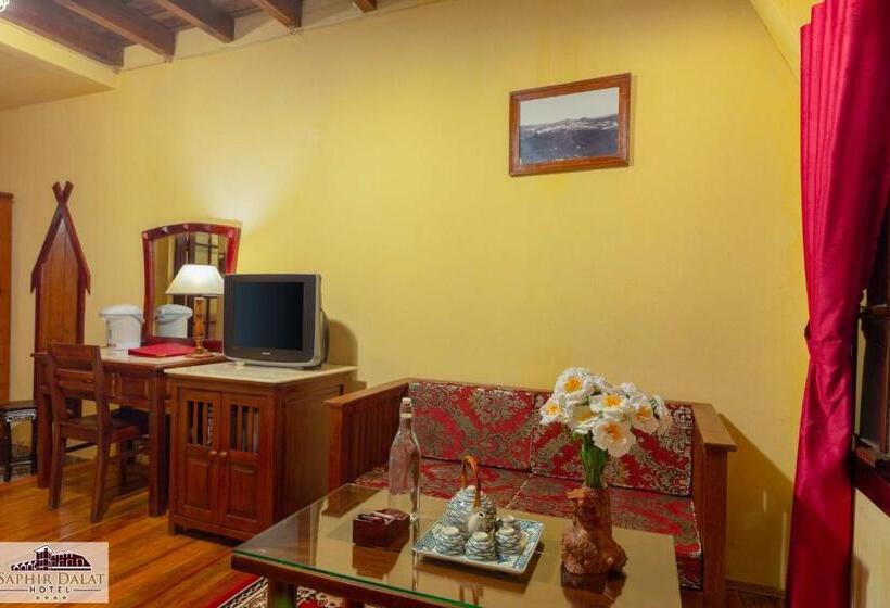 اتاق لوکس, Saphir Dalat
