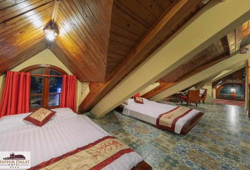 اتاق سوپریور با چشمانداز شهر, Saphir Dalat