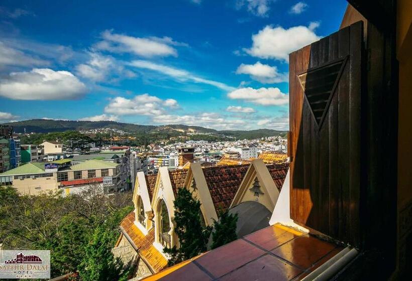 اتاق لوکس, Saphir Dalat