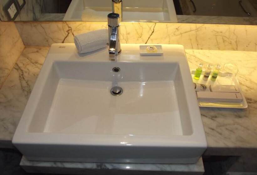 行政房间, St Laurn Koregaon Park Pune