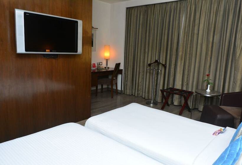 エクゼクティブルーム, St Laurn Koregaon Park Pune