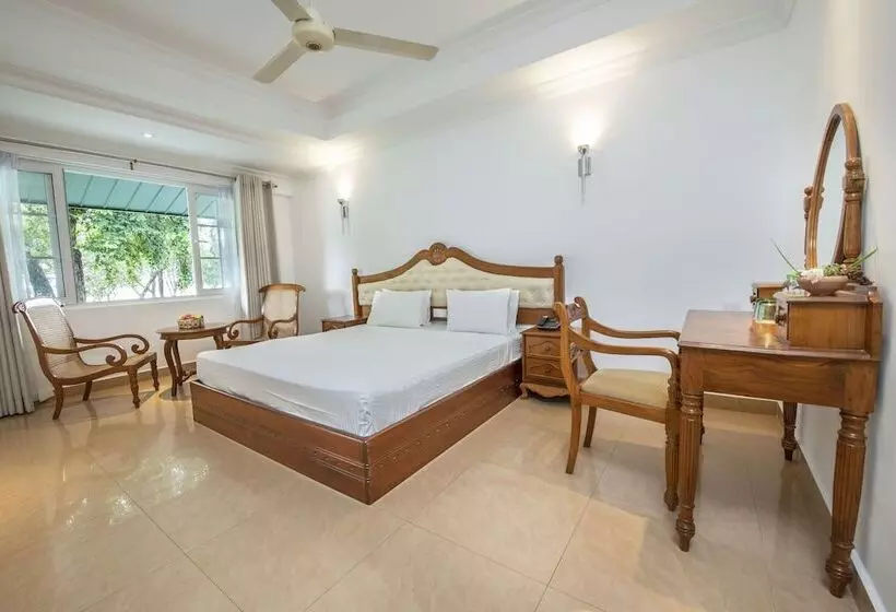 Deluxe Yhden Hengen Huone, Sudu Araliya