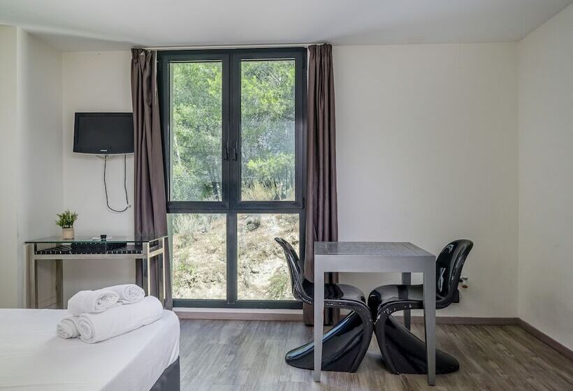 スタンダードスタジオ, Résidence Adriana Vacancéole