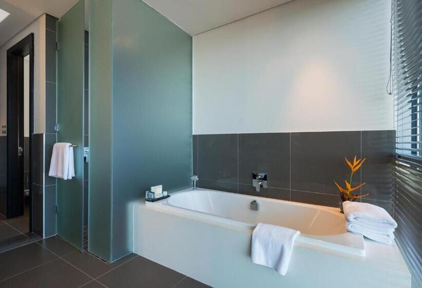 جناح جونيور مطلّ علي البحر, Radisson Blu Hotel & Residence, Maputo