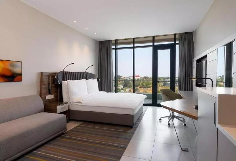 استودیوی استاندارد با چشم‌انداز شهر, Radisson Blu Hotel & Residence, Maputo