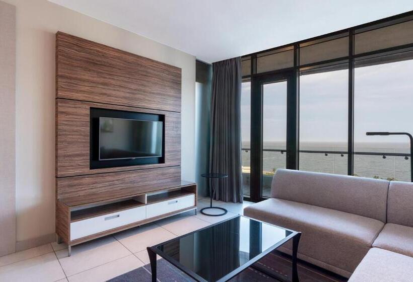 침실1개 아파트 발코니 바다 전망, Radisson Blu Hotel & Residence, Maputo