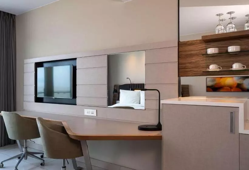 استودیوی استاندارد با چشم‌انداز دریا, Radisson Blu Hotel & Residence, Maputo