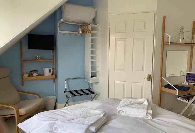 스탠다드 룸, Holly Trees